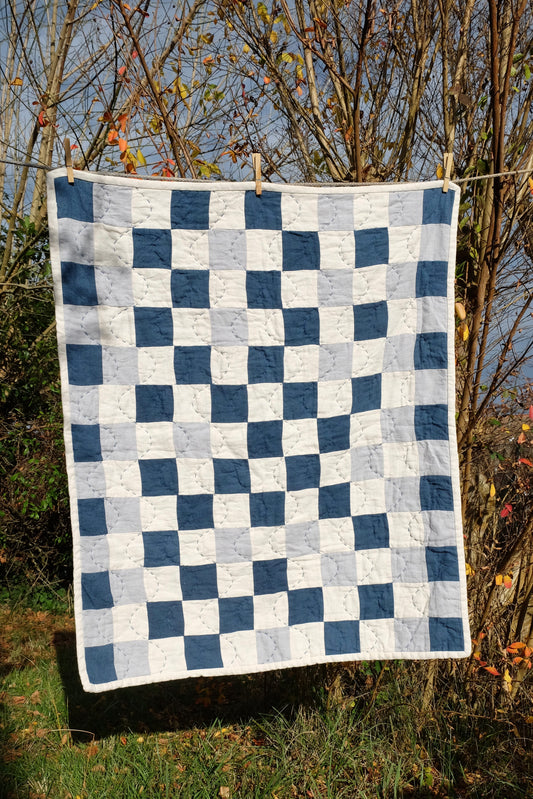 Blue and Cream Linen Kid's Quilt / Play Mat / Lap Quilt 3