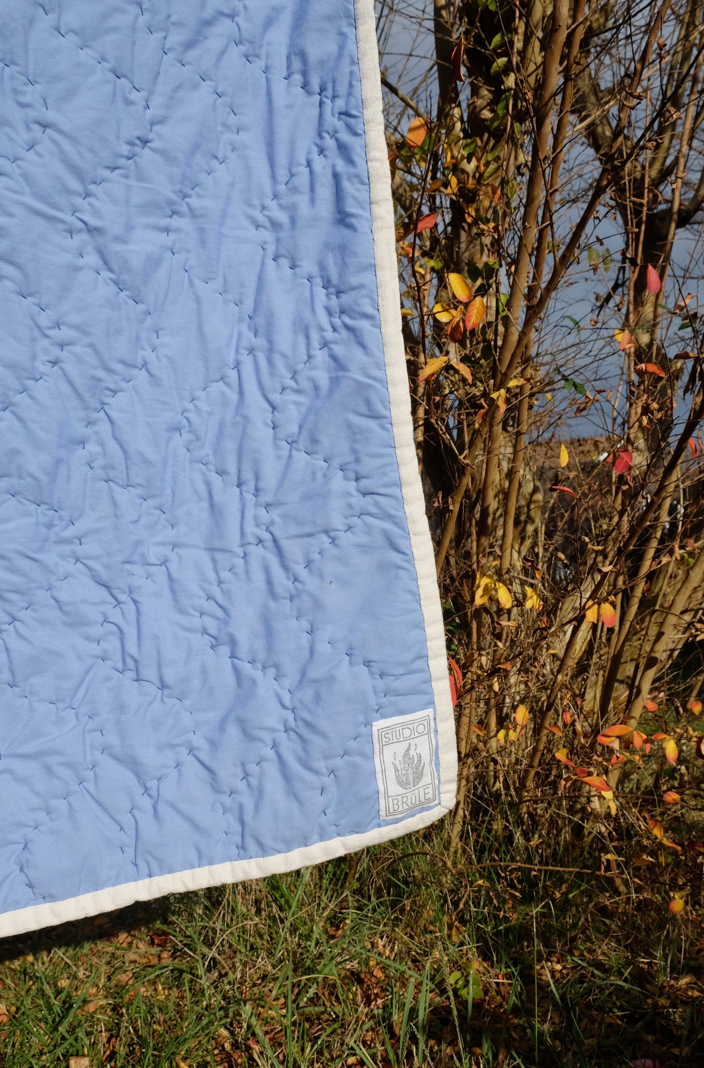 Blue and Cream Linen Kid's Quilt / Play Mat / Lap Quilt 3