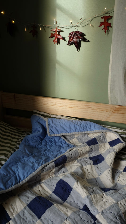 Blue and Cream Linen Kid's Quilt / Play Mat / Lap Quilt 1