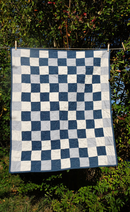 Blue and Cream Linen Kid's Quilt / Play Mat / Lap Quilt 2